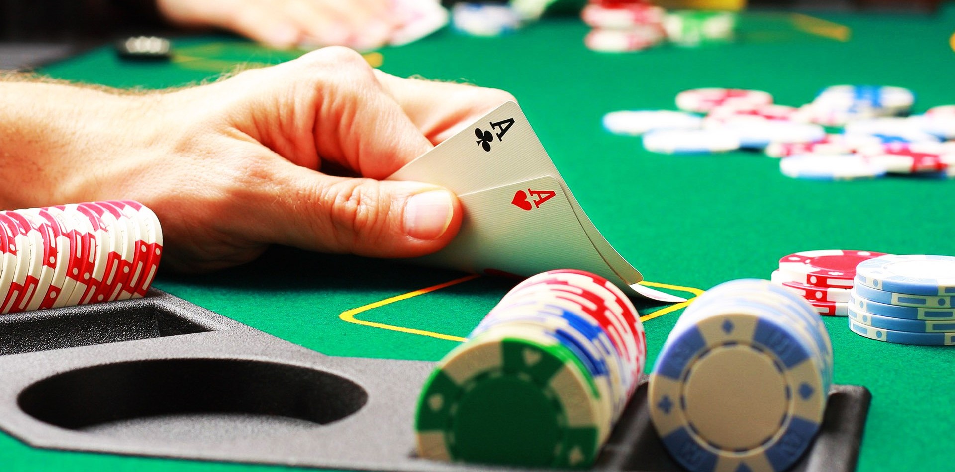 Những tính năng hấp dẫn mà mini poker của link vao UK88 mang lại 